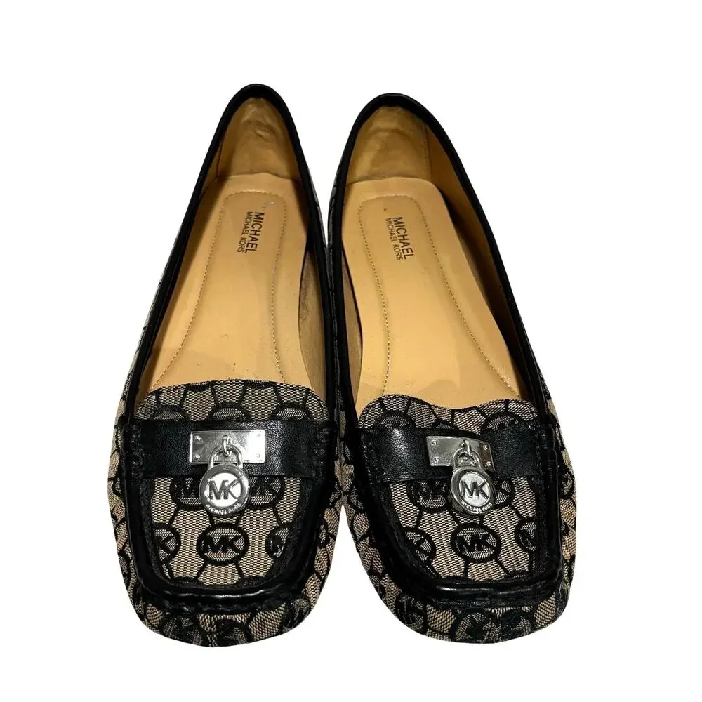 Michael Kors Flats Driving Loafers Slip On Shoes Casual Black Beige Logo 9M